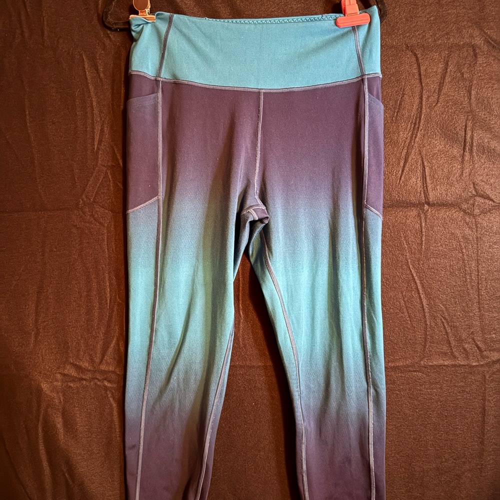 Victoria's Secret Ombre Performance Leggings Blue Purple